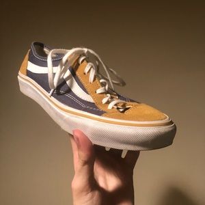 Vans Old Skool Shoes